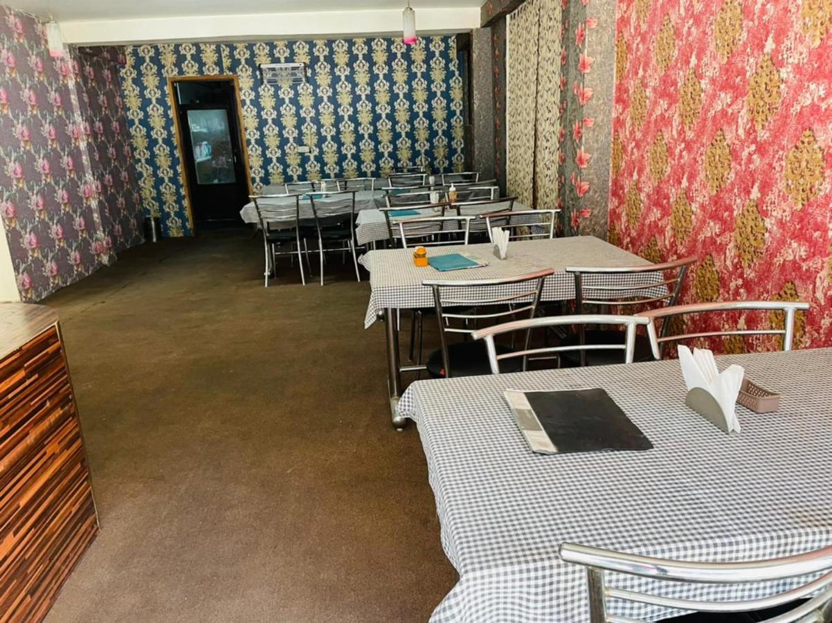 Hotel Devlok Inn Manāli Extérieur photo