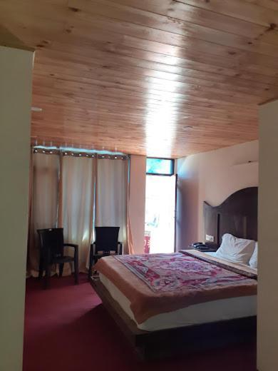 Hotel Devlok Inn Manāli Extérieur photo